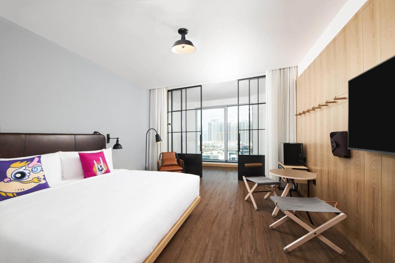 Moxy Shenzhen North Station Hotel Exterior photo