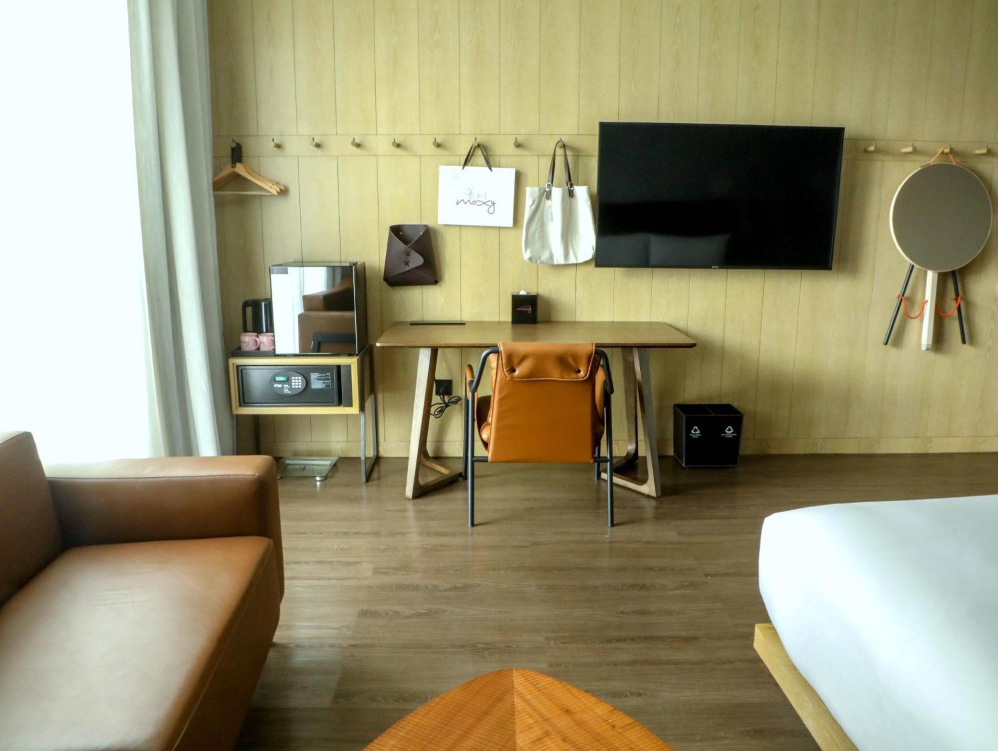 Moxy Shenzhen North Station Hotel Exterior photo